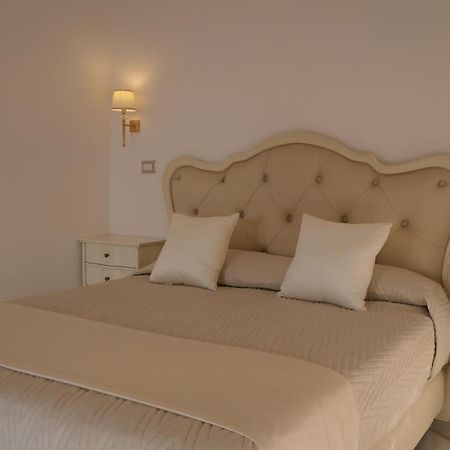 La Vigna Del Vento Bed & Breakfast Casola di Napoli Luaran gambar