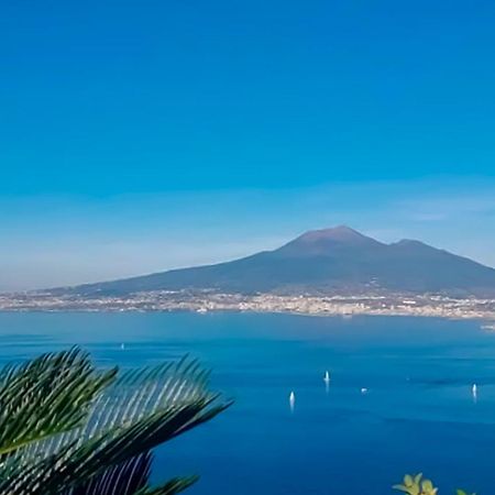La Vigna Del Vento Bed & Breakfast Casola di Napoli Luaran gambar