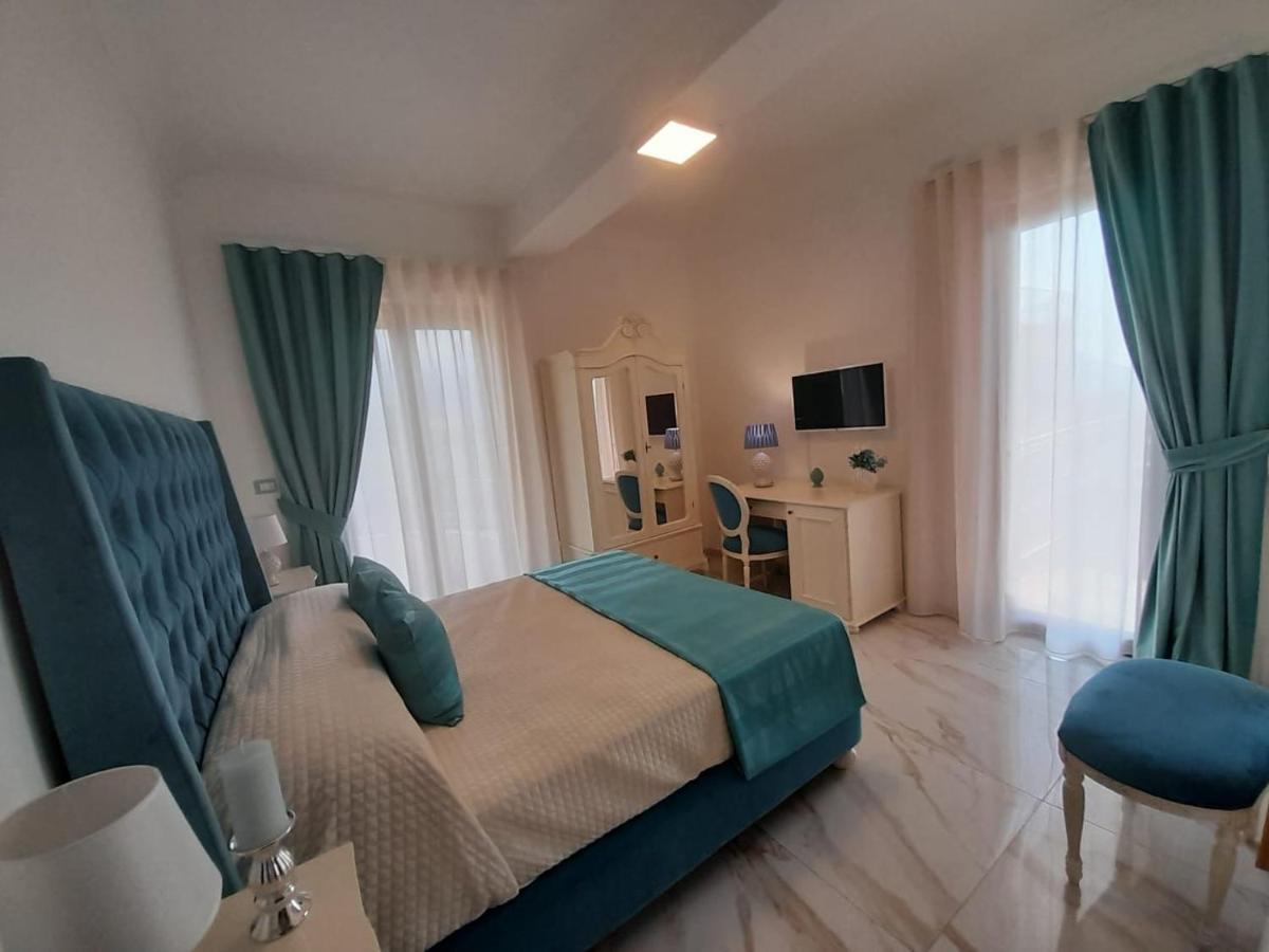 La Vigna Del Vento Bed & Breakfast Casola di Napoli Luaran gambar