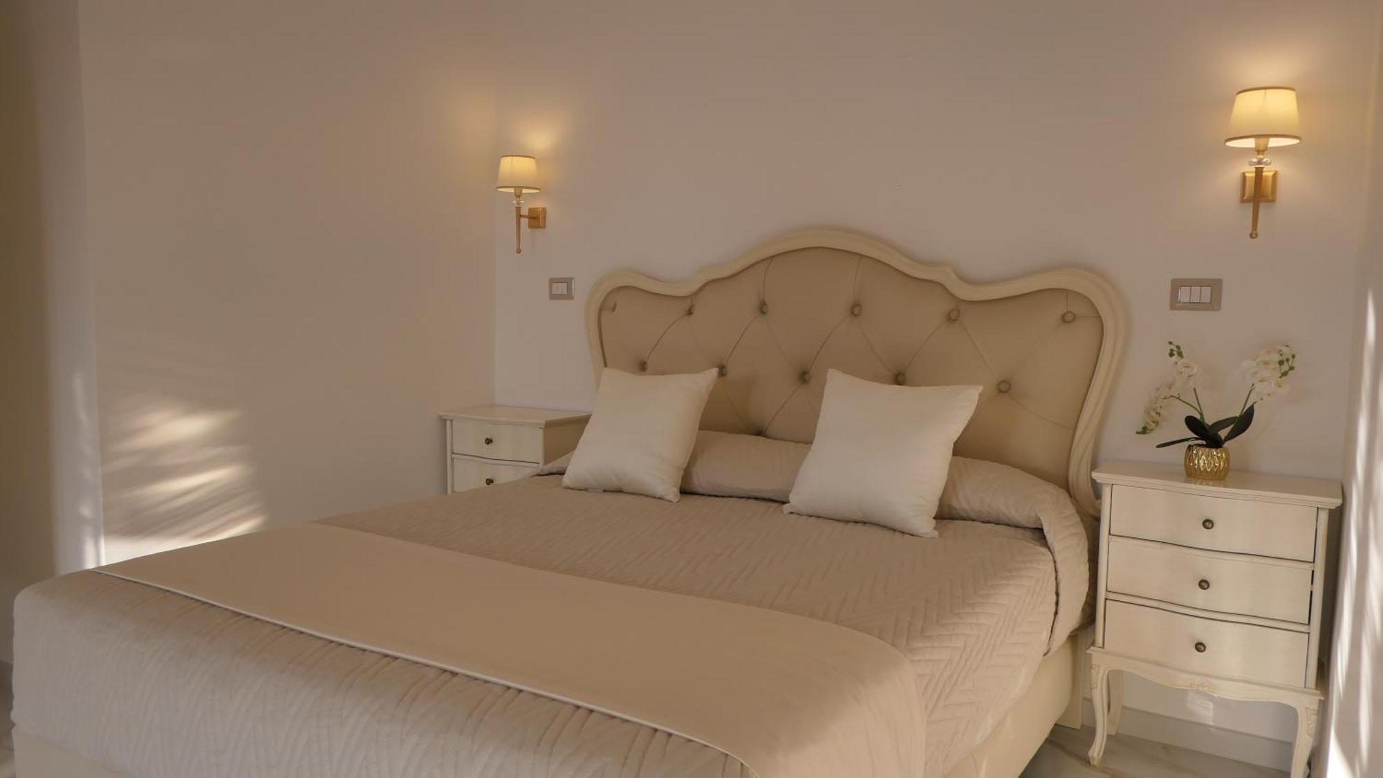 La Vigna Del Vento Bed & Breakfast Casola di Napoli Luaran gambar