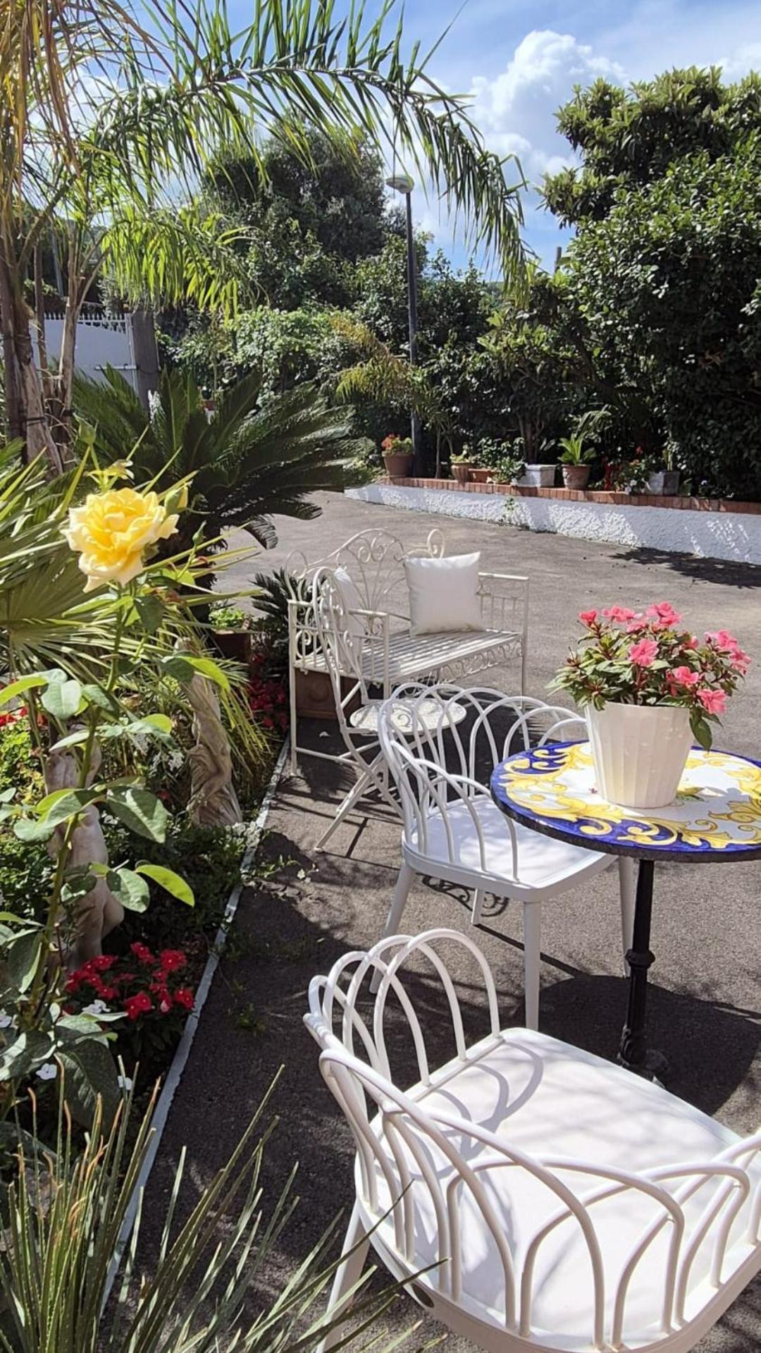 La Vigna Del Vento Bed & Breakfast Casola di Napoli Luaran gambar